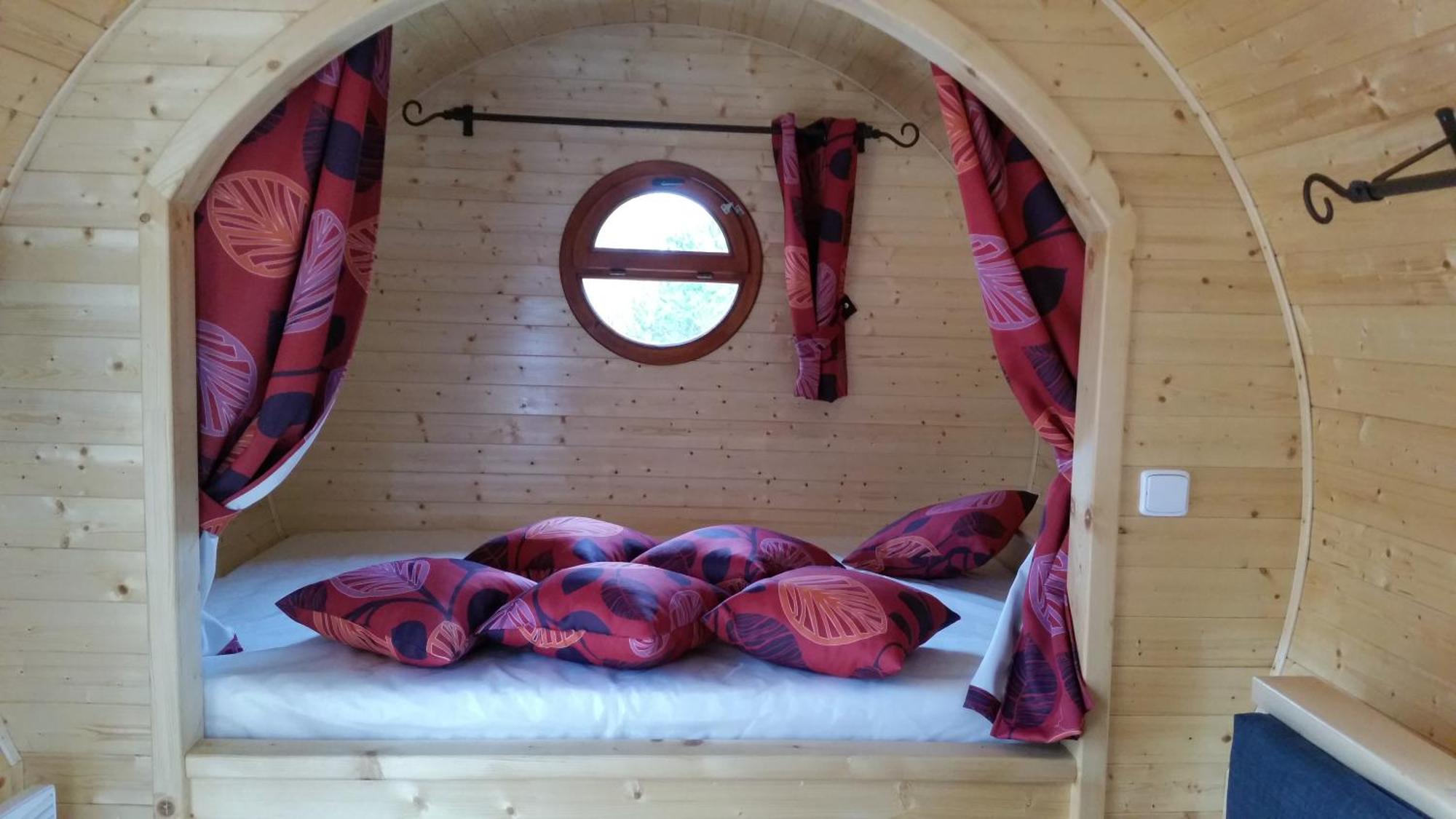 Camping De La Pelouse Jaulny Szoba fotó