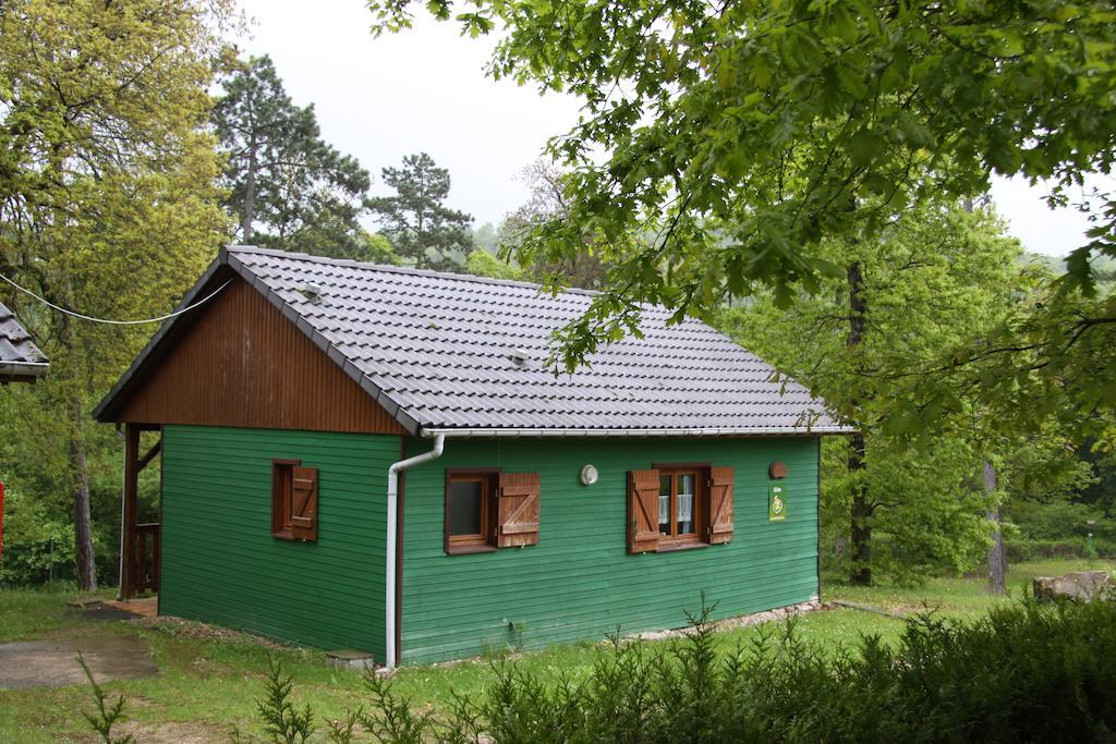 Camping De La Pelouse Jaulny Szoba fotó