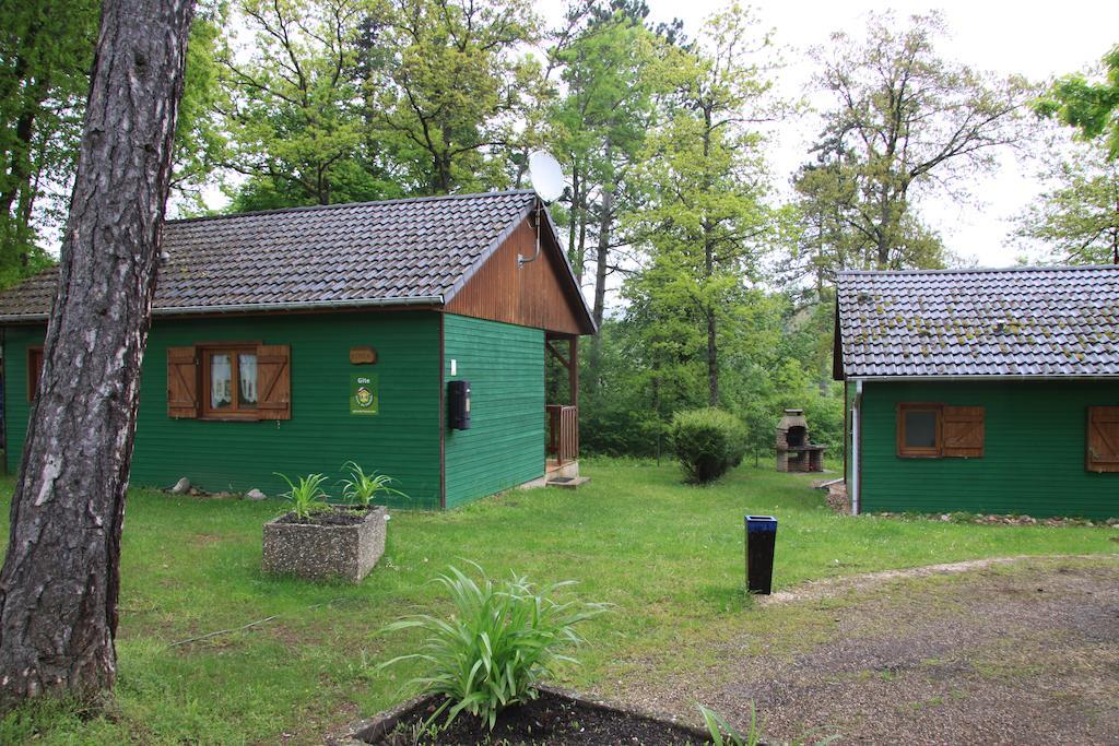 Camping De La Pelouse Jaulny Szoba fotó
